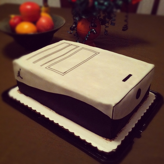 ConcordBoxCake1
